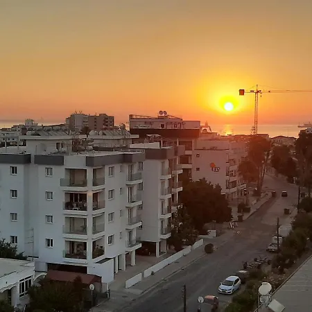 Apartament Happy Tucan Larnaca