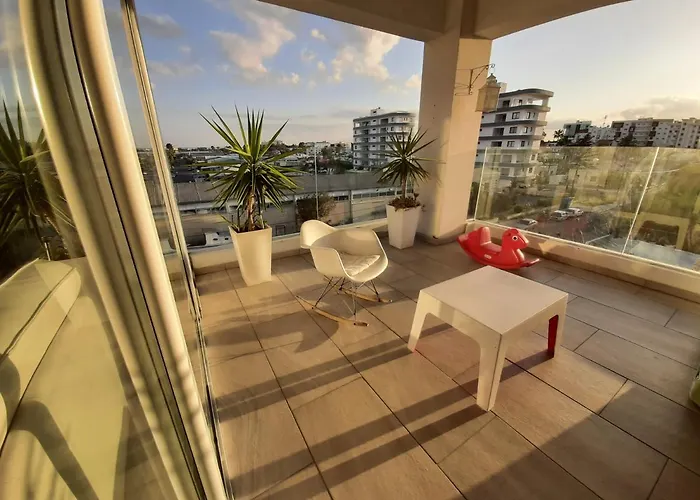 Lejlighed Happy Tucan Larnaca