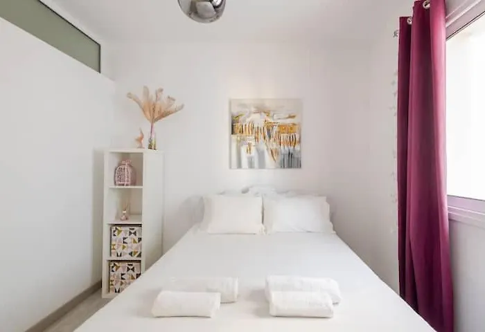 Happy Tucan * ラルナカ